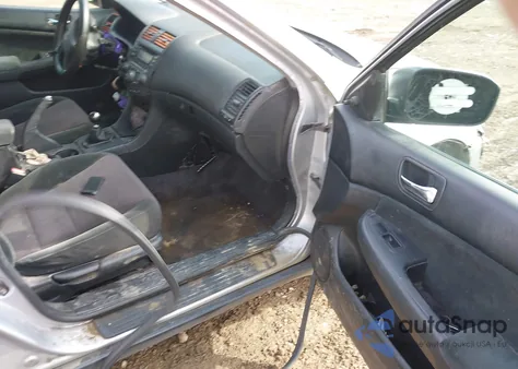 2004 Honda Accord 2.4 Dx z USA, uszkodzony, nr VIN 1HGCM55154A041886